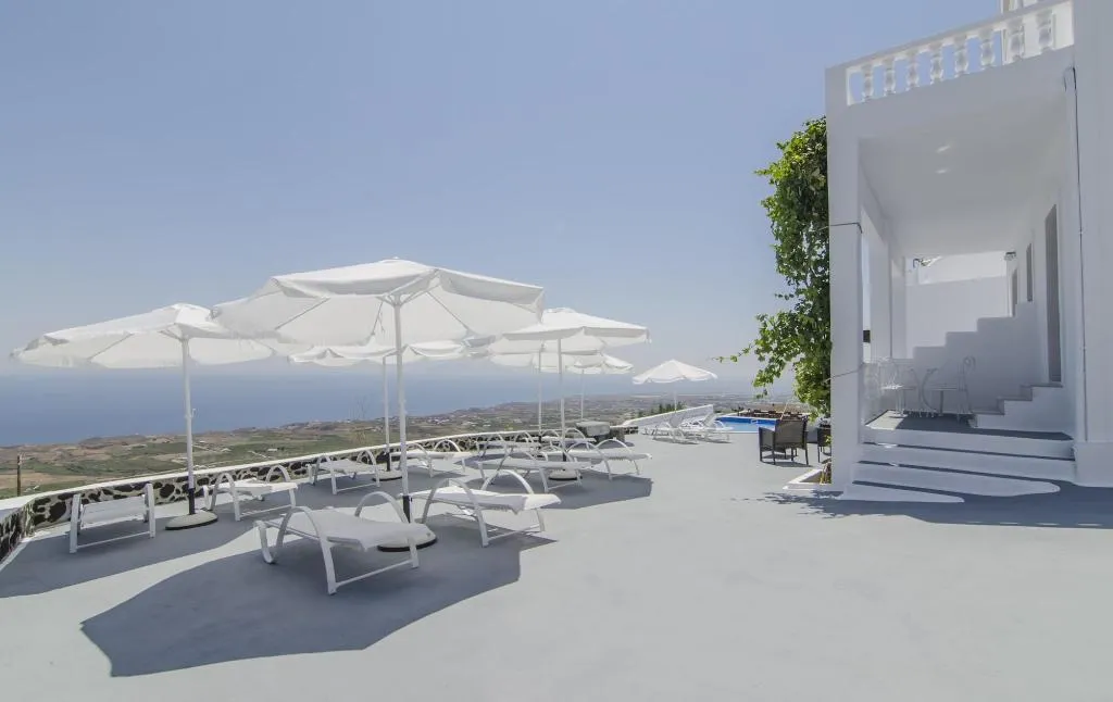 Terrace, Belle etoile Villas, Santorini