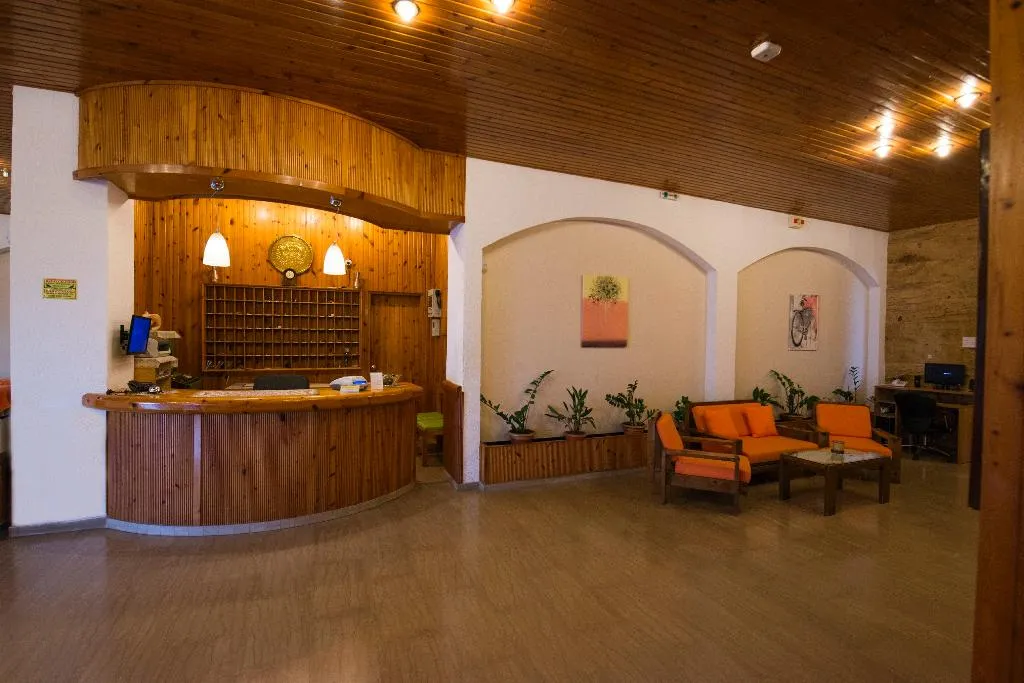 Lobby, International, Kos