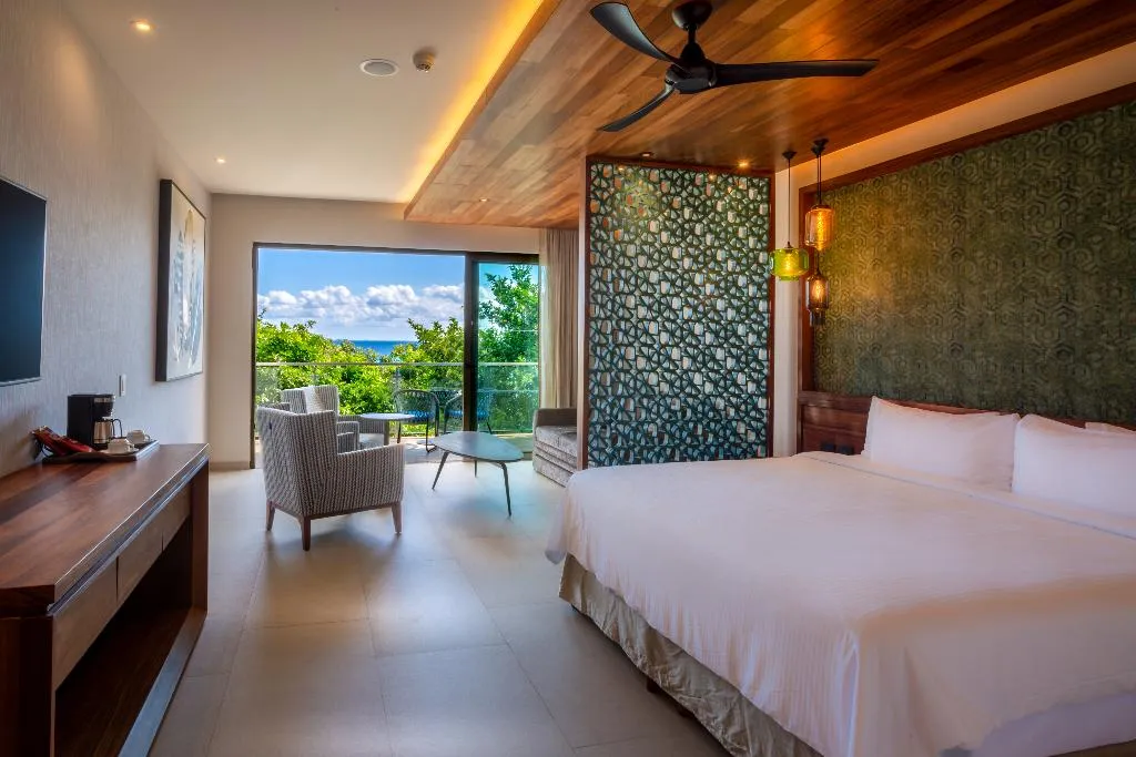 JUNIOR SUITE KING SIZE BED Room, Sandos Playacar All Inclusive, Cancun Area
