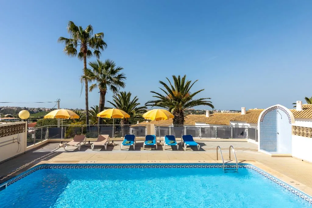 VILLA THREE BEDROOMS Room, Parque Monte Verde, Algarve