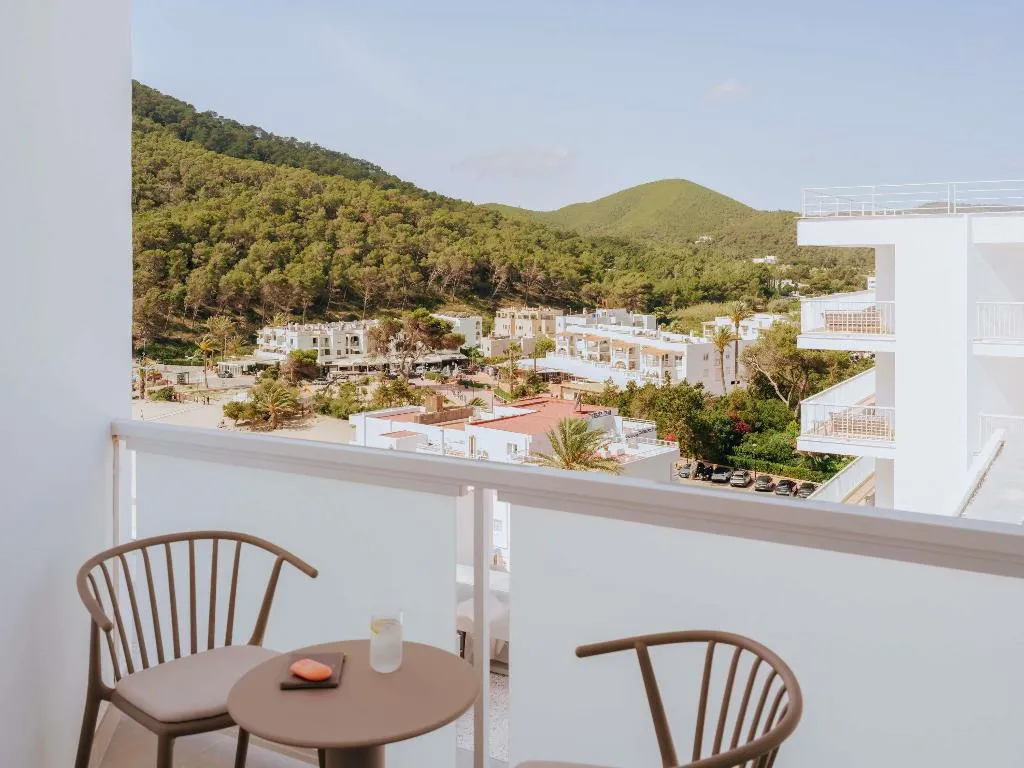 SUITE ONE BEDROOM Room, HYDE Hotel Ibiza, Ibiza