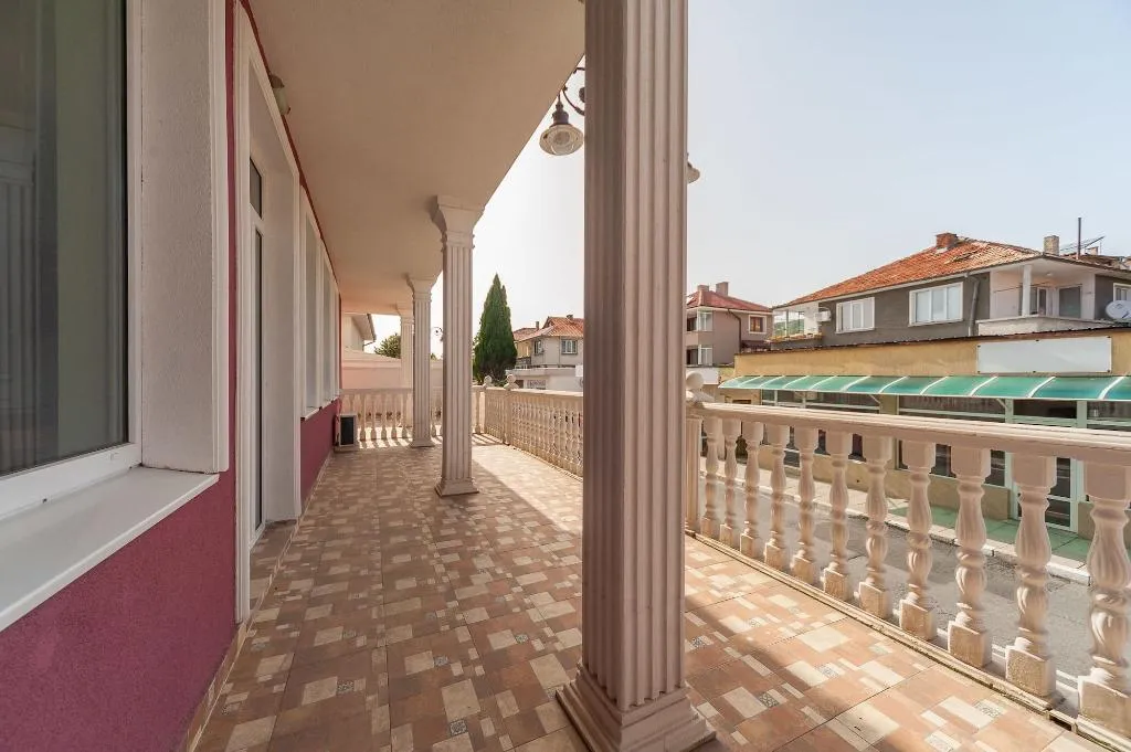Room, Roel Residence Apartments, Bourgas