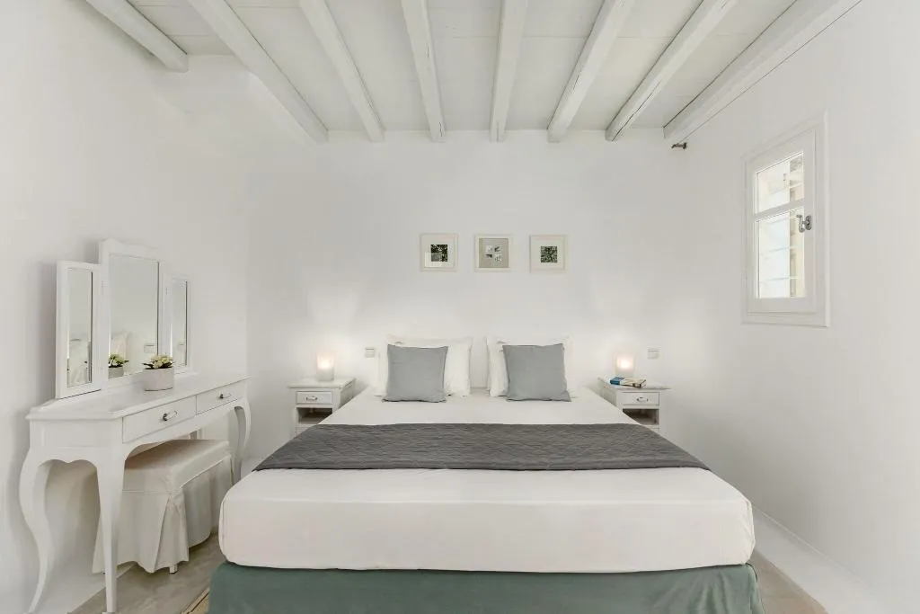 JUNIOR SUITE WITH DOUBLE BED Room, Corfos Hotel, Mykonos
