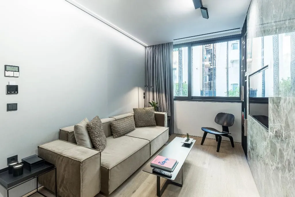 JUNIOR SUITE STANDARD Room, The Duke Boutique Suites, Athens