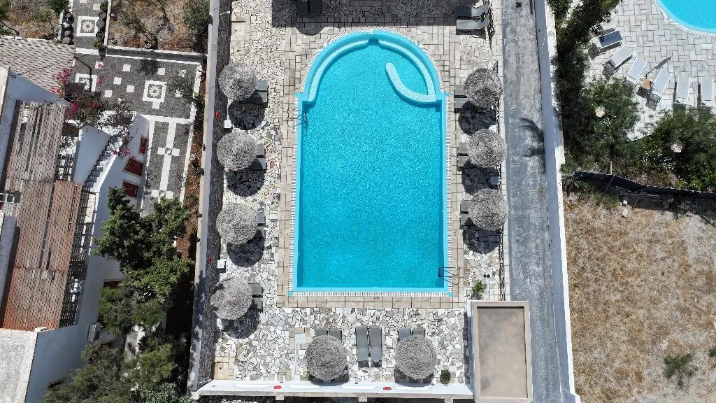 Pool, Mary Bill, Santorini
