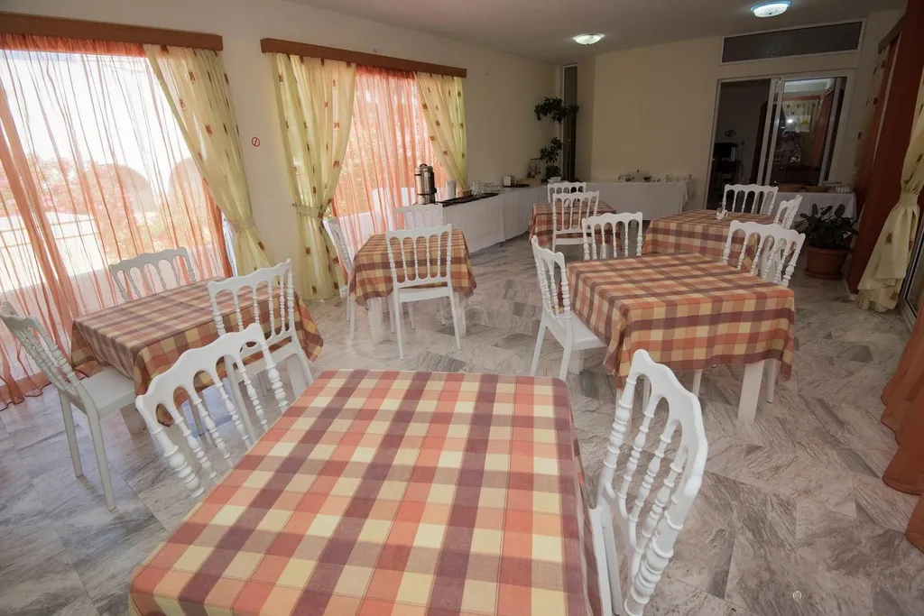 Restaurant, Leonidas Hotel And Studios, Kos