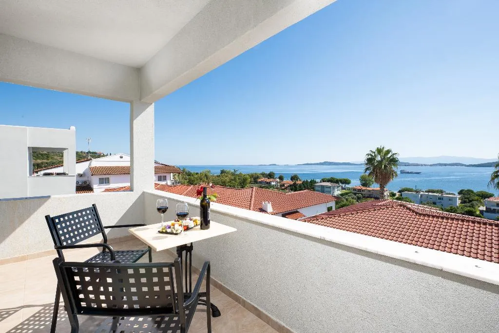 FAMILY ROOM EXECUTIVE SEA VIEW Room, Alexandros Palace Hotel & Suites, Halkidiki