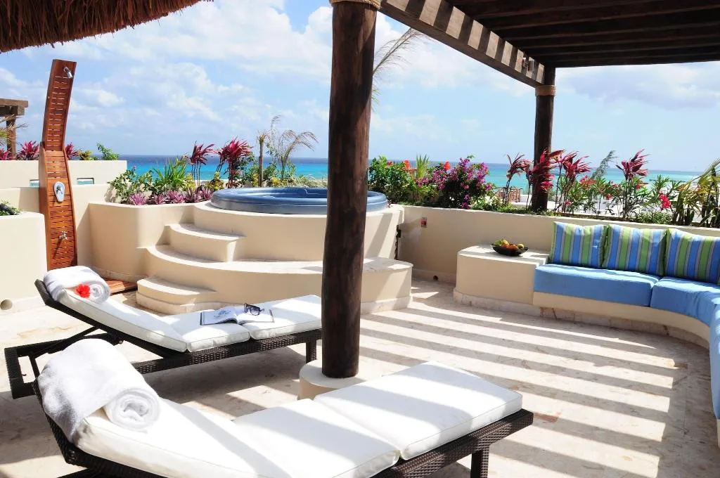 Room STANDARD Room, El Taj Ocean Front and Beachside Condo Hotel, Playa Del Carmen