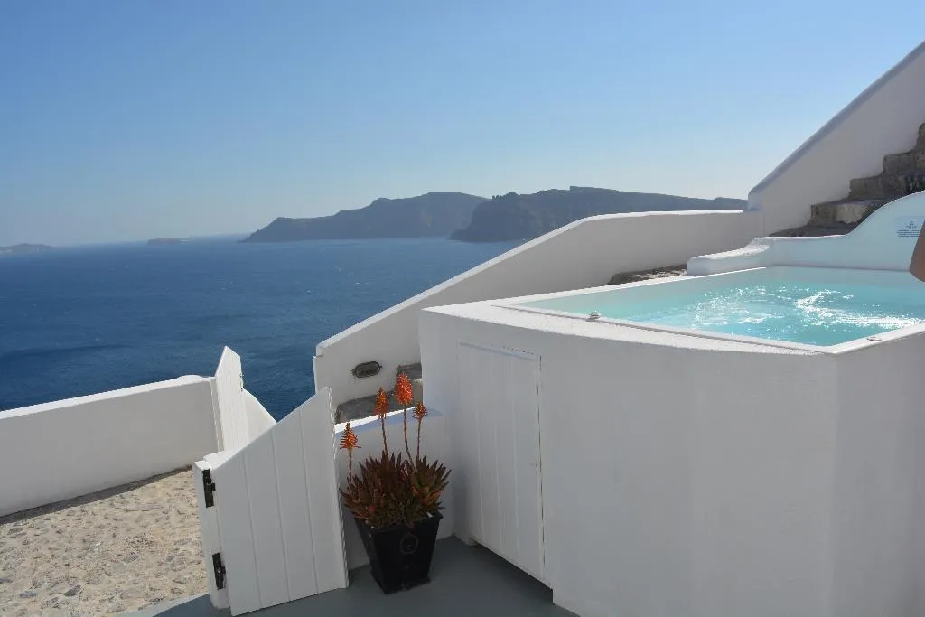 VILLA ONE BEDROOM Room, White Pearl Villas, Santorini