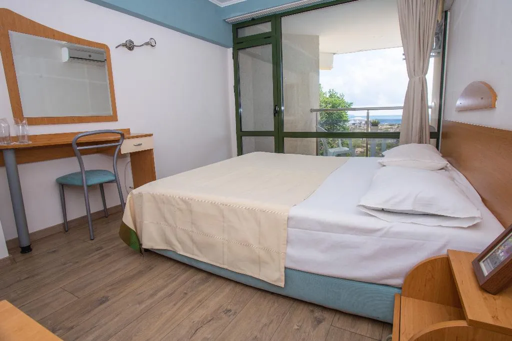 DOUBLE SINGLE USE STANDARD Room, Amfibia Beach Complex, Bourgas