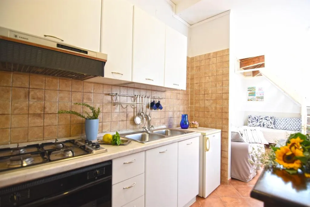APARTMENT SEA VIEW WITH TERRACE Room, Case Così Apartments Napoli, Naples