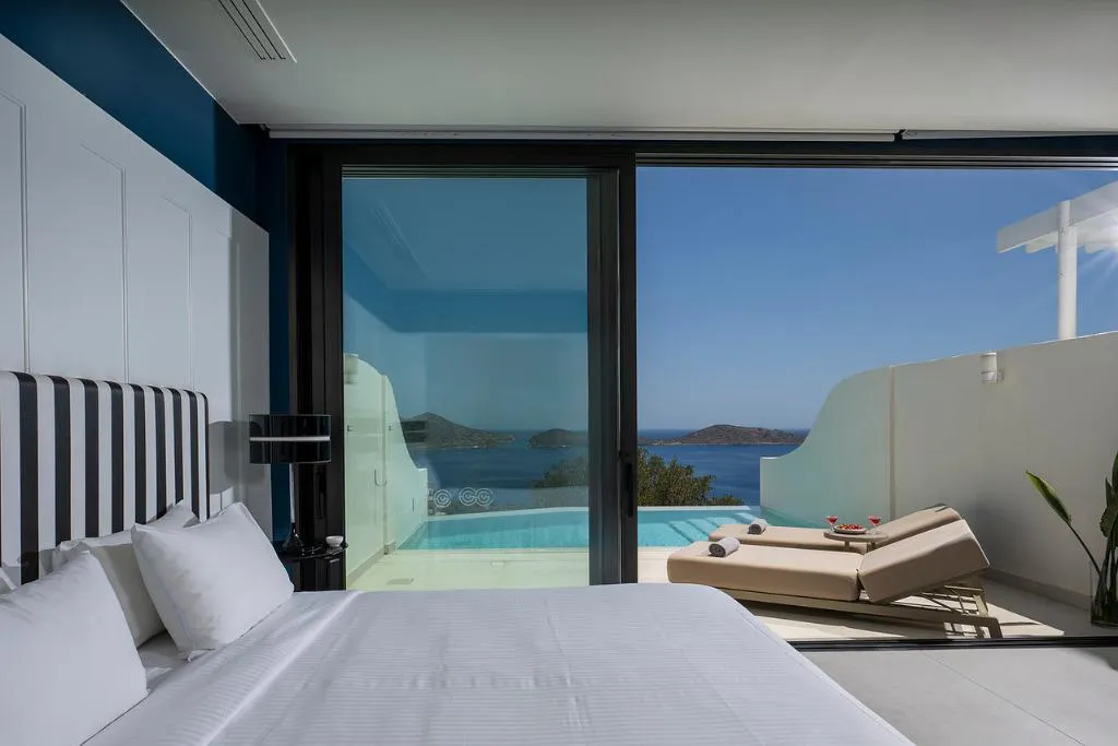 JUNIOR SUITE WITH PRIVATE POOL Room, Elounda Gulf Villas by Sandglass, Crete