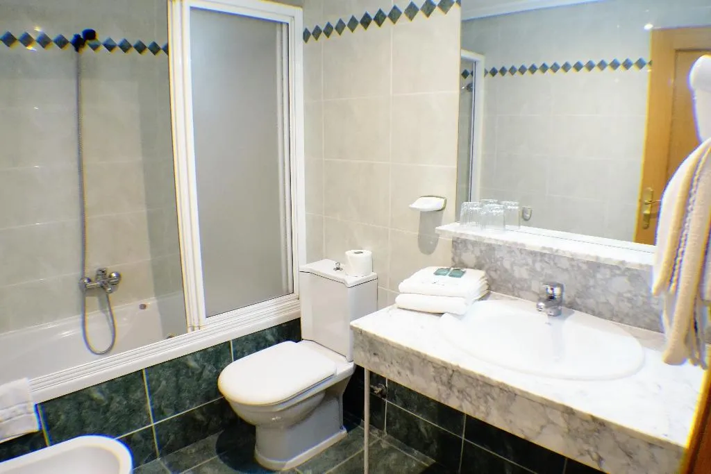Double or Twin STANDARD Room, Trípolis Toledo, Madrid