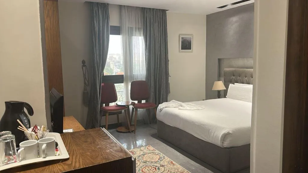 Room, Pyramids Yard Hotel, Cairo