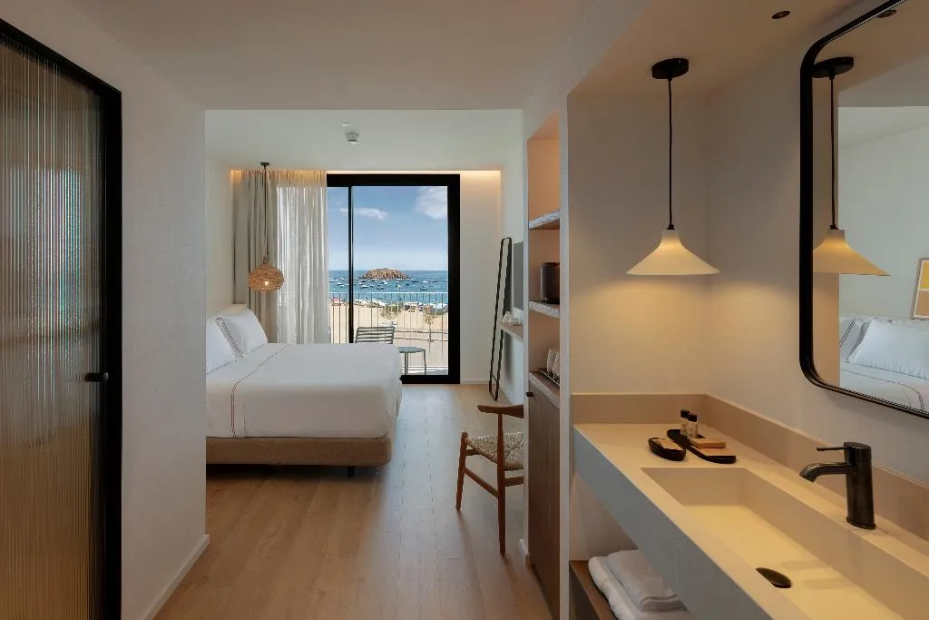 Double or Twin COMFORT SEA VIEW Room, Elisabeth By the Sea, Costa Brava