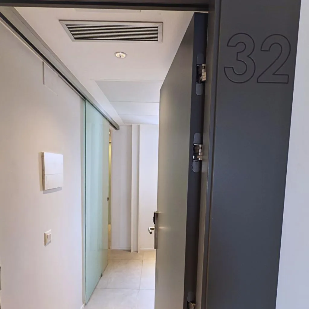 Room, MYO Barcelona Hotel & Apartments, Barcelona