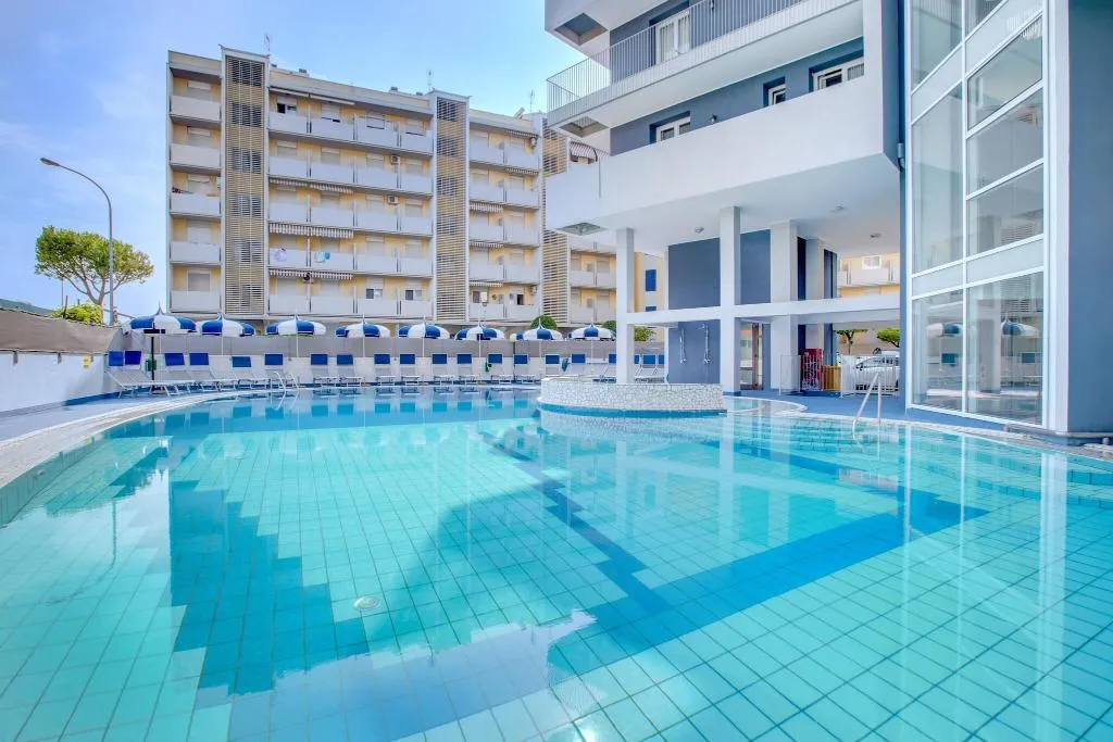 Pool, Hotel Ambassador, Venice