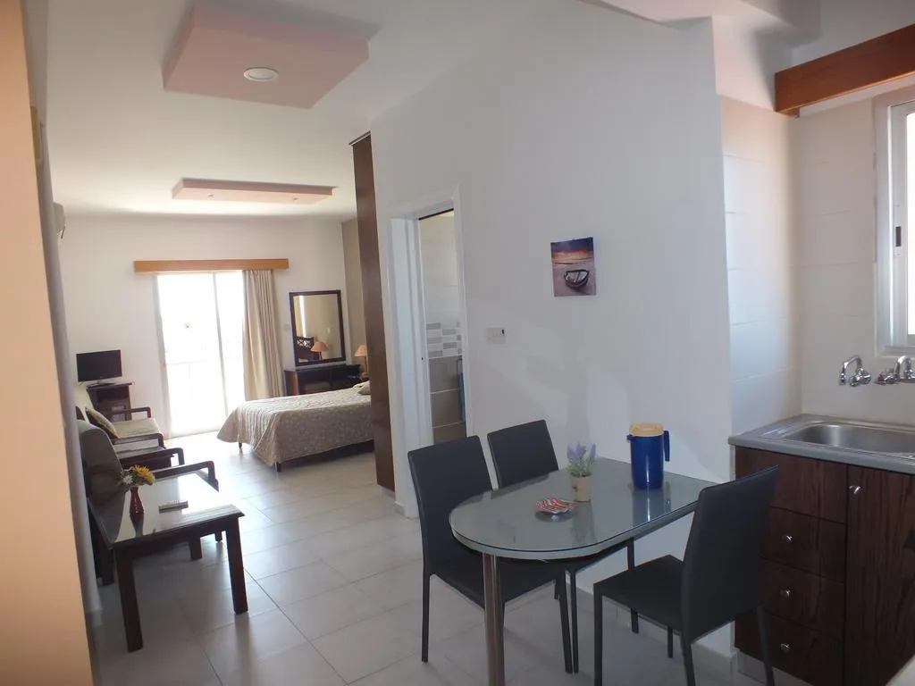 APARTMENT TWO BEDROOMS Room, Petsas Apartments, Cyprus