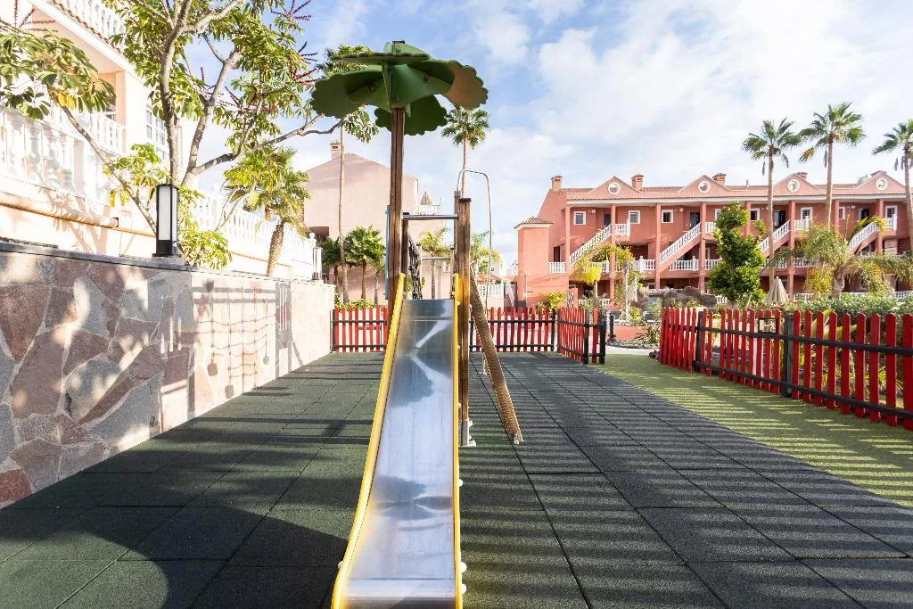Sports and Entertainment, El Duque, Tenerife