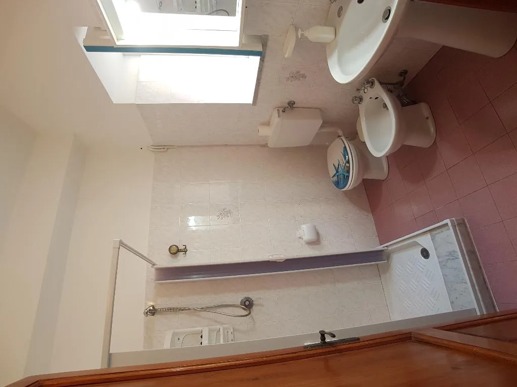 TRIPLE THREE BEDROOMS ONE BATHROOM Room, Casa Vittorio, Catania