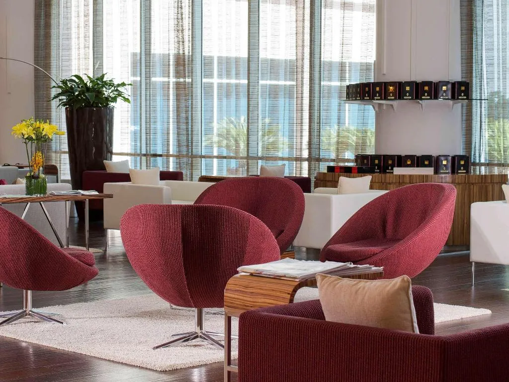 Bar, Pullman Dubai JLT, Dubai