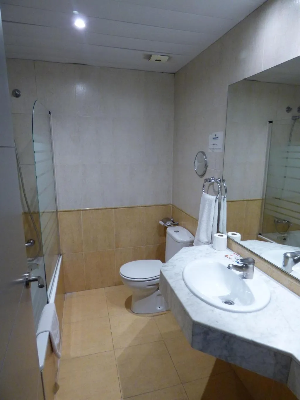 Room, Moderno, Barcelona