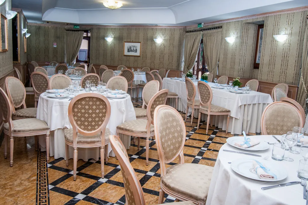 Restaurant, Cilicia, Naples
