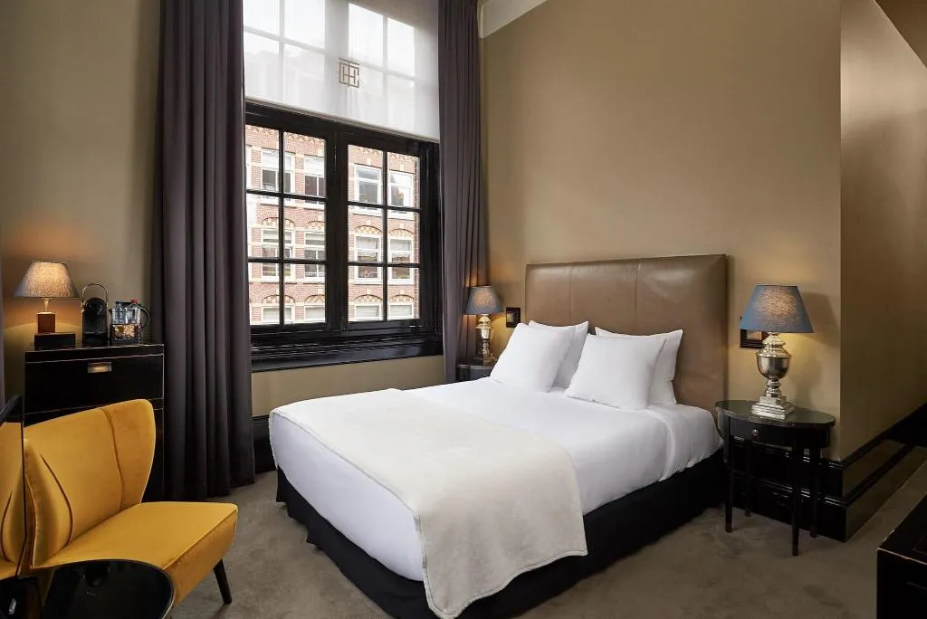 Room, College Hotel Amsterdam, Autograph Collection, Amsterdam