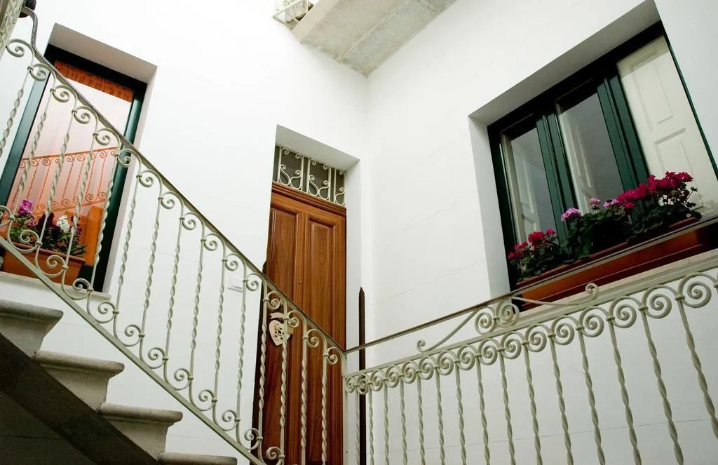 General view, B&B Ligny, Palermo