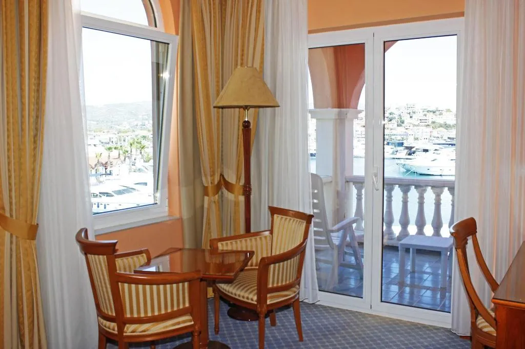 Room, MArina Frapa hotel Kopno, Split