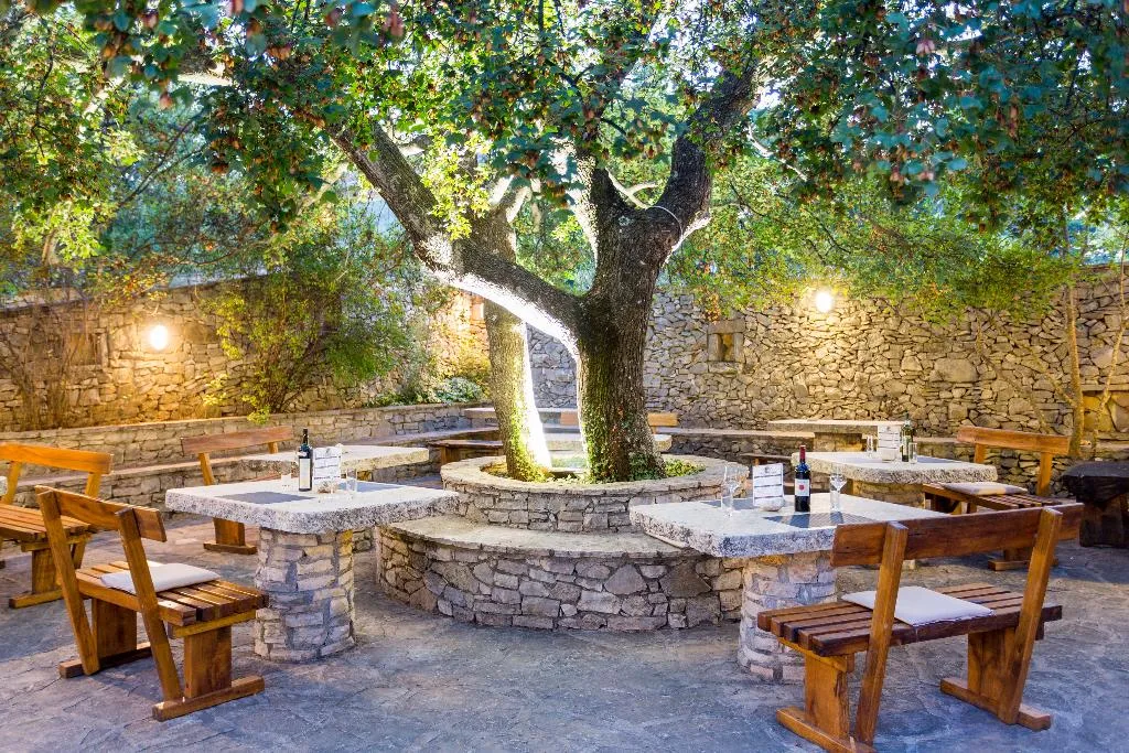 Restaurant, Nono Ban Resort, Split
