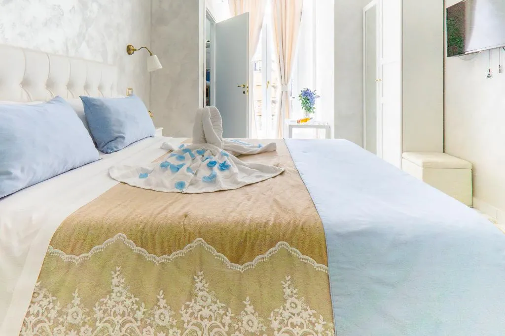 JUNIOR SUITE DELUXE WITH BALCONY Room, Alma Adry, Naples