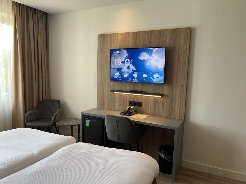 Room, OZO Hotels Antares Amsterdam Schiphol Airport, Amsterdam