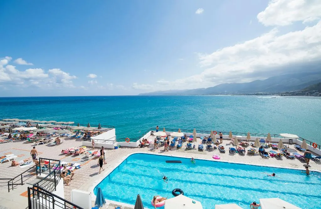 Pool, Horizon Beach Hotel, Crete