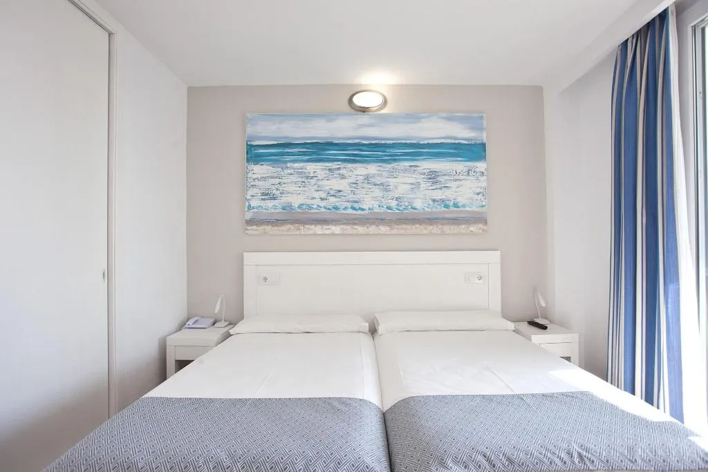 APARTMENT TWO BEDS Room, HYB Eurocalas, Majorca