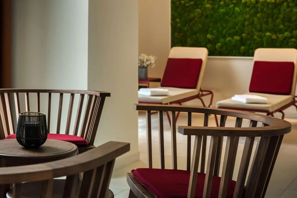 Sports and Entertainment, IntercityHotel Amsterdam Airport, Amsterdam