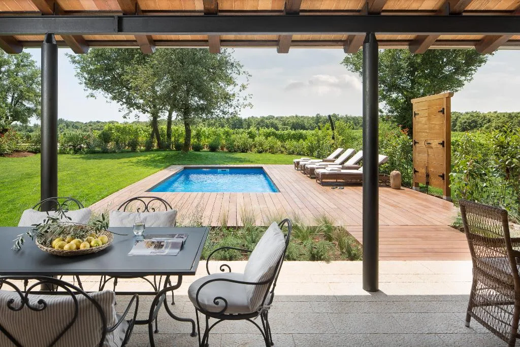 VILLA WITH PRIVATE POOL Room, Meneghetti Wine Hotel & Winery, Istria