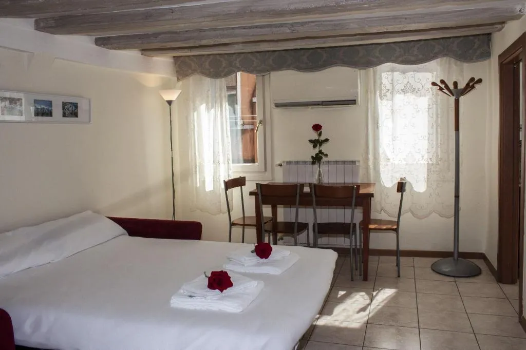 Lobby, Ai Tre Ponti, Venice