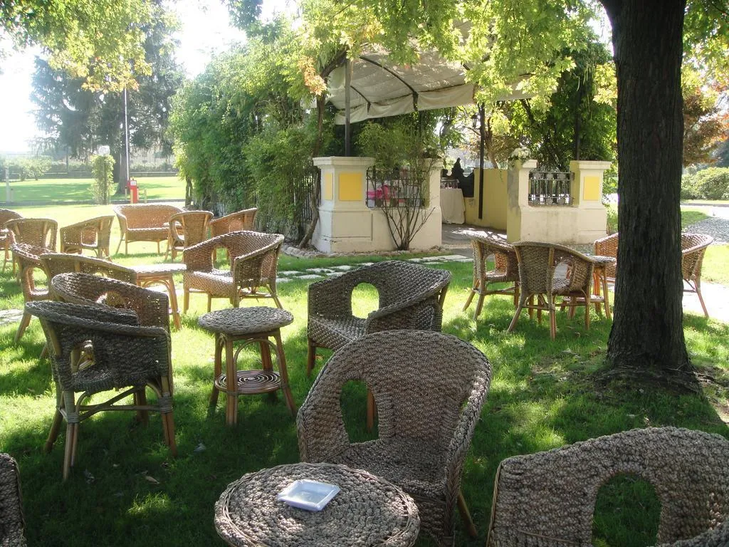 General view, Hotel Villa Malpensa, Milan