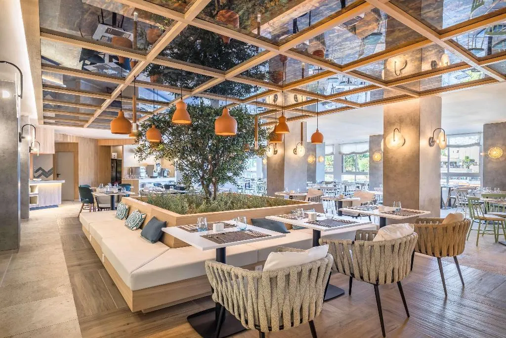 Restaurant, Barcelo Ponent Beach, Majorca