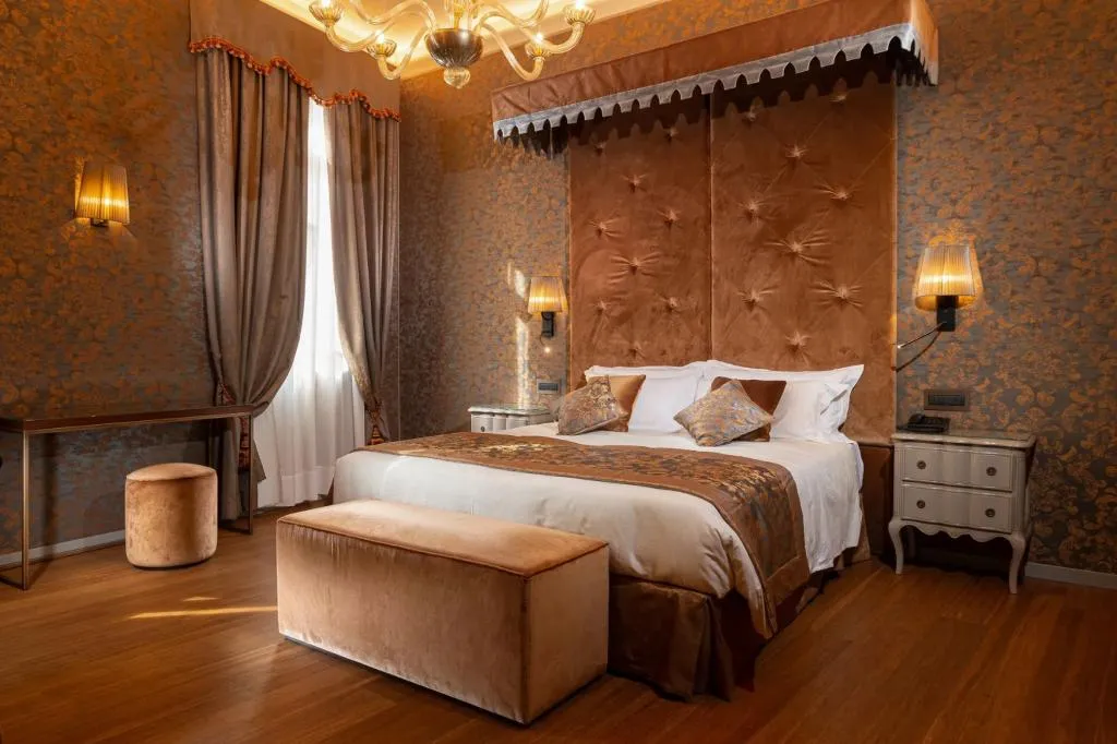 DOUBLE DELUXE CAPACITY 4 Room, Canaletto, Venice