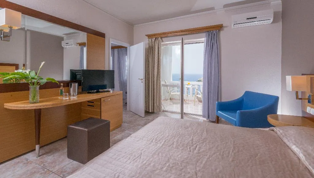 Double or Twin PROMO Room, Athina Palace, Crete