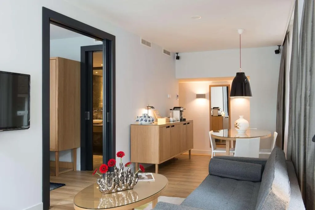 Room, Swissotel Amsterdam, Amsterdam