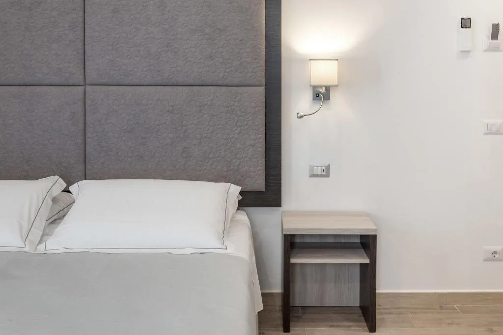 Room, Apollo Guest House, Florence