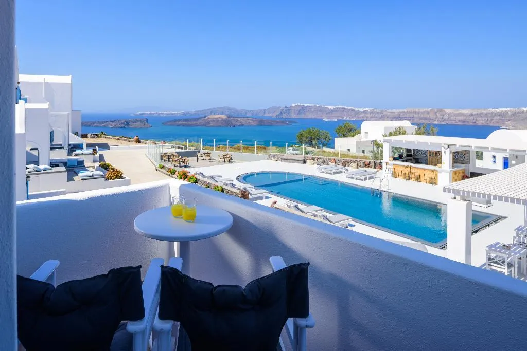 Double or Twin COMFORT Room, Kalestesia Suites, Santorini