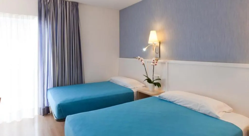 Double or Twin STANDARD Room, Guitart Central Park Aqua Resort, Costa Brava