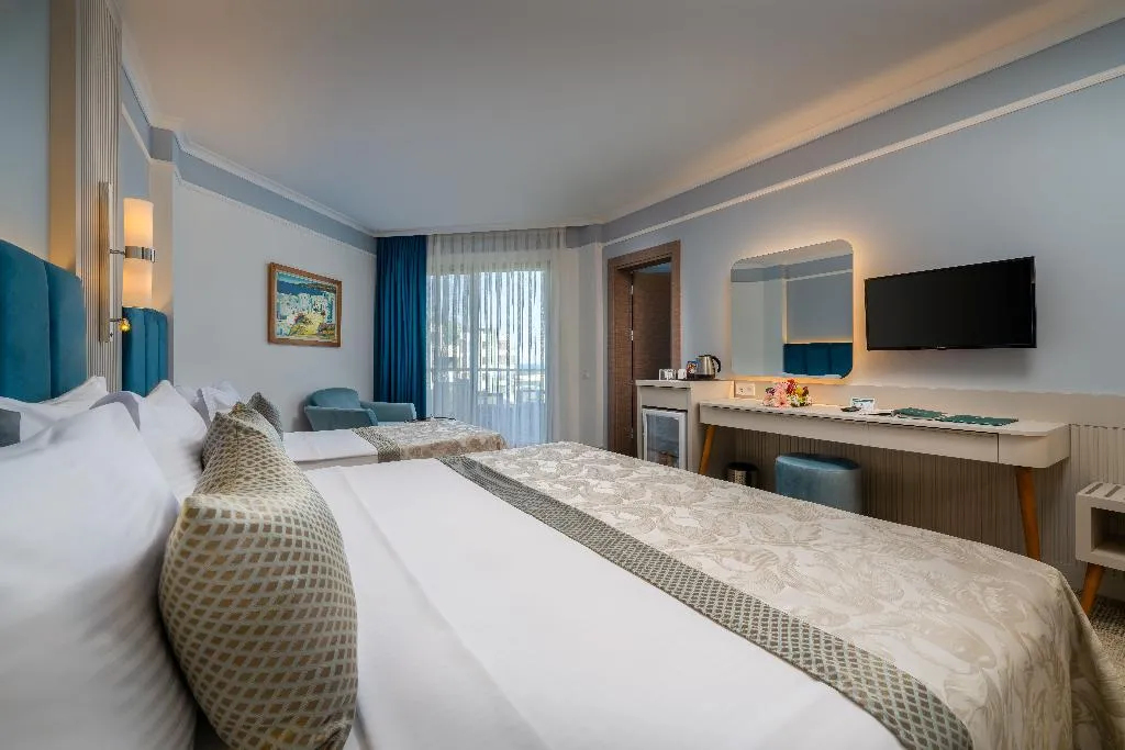 FAMILY ROOM STANDARD Room, Pine Beach Belek, Antalya