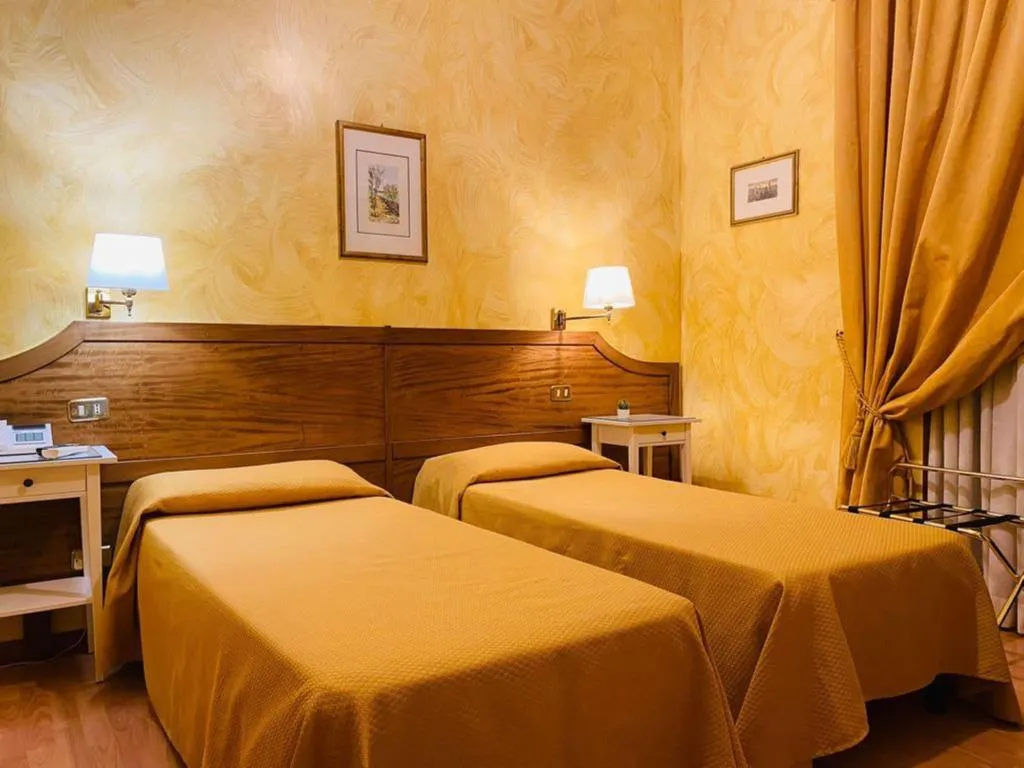 Room, Guest House Castle, Naples