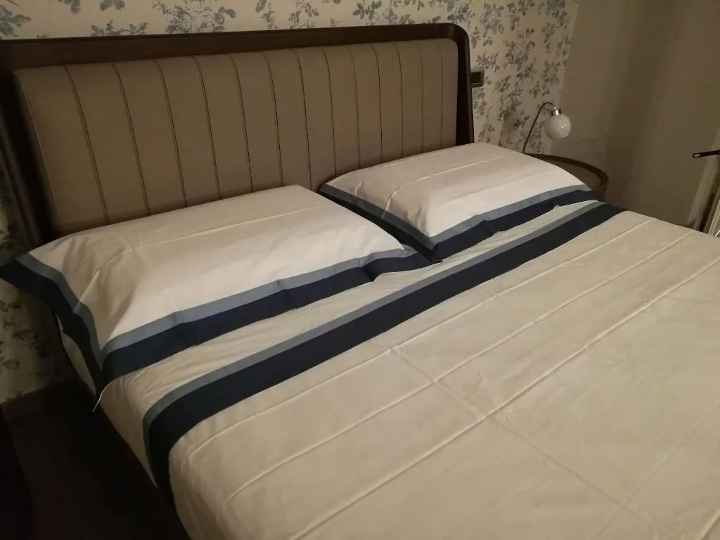 Room, Garden inn, Naples