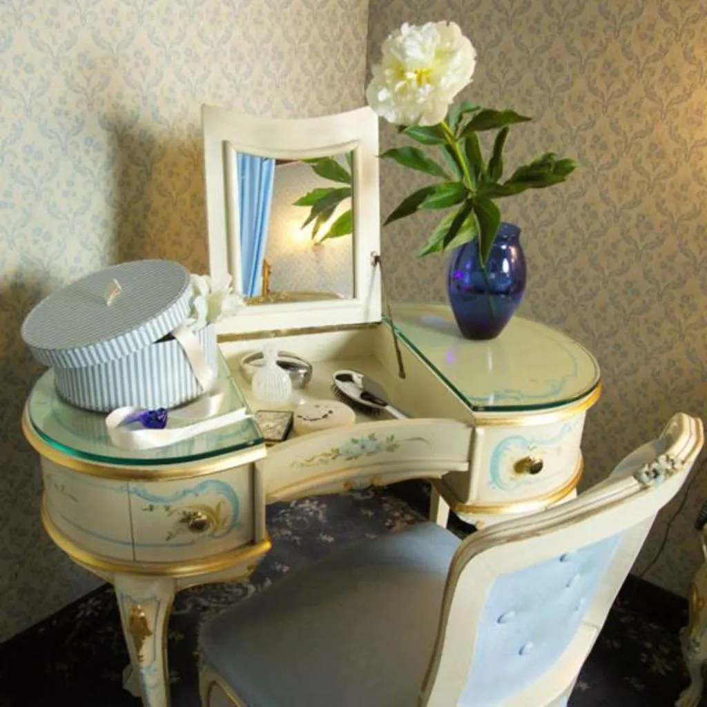 JUNIOR SUITE STANDARD Room, Rialto Hotel, Venice